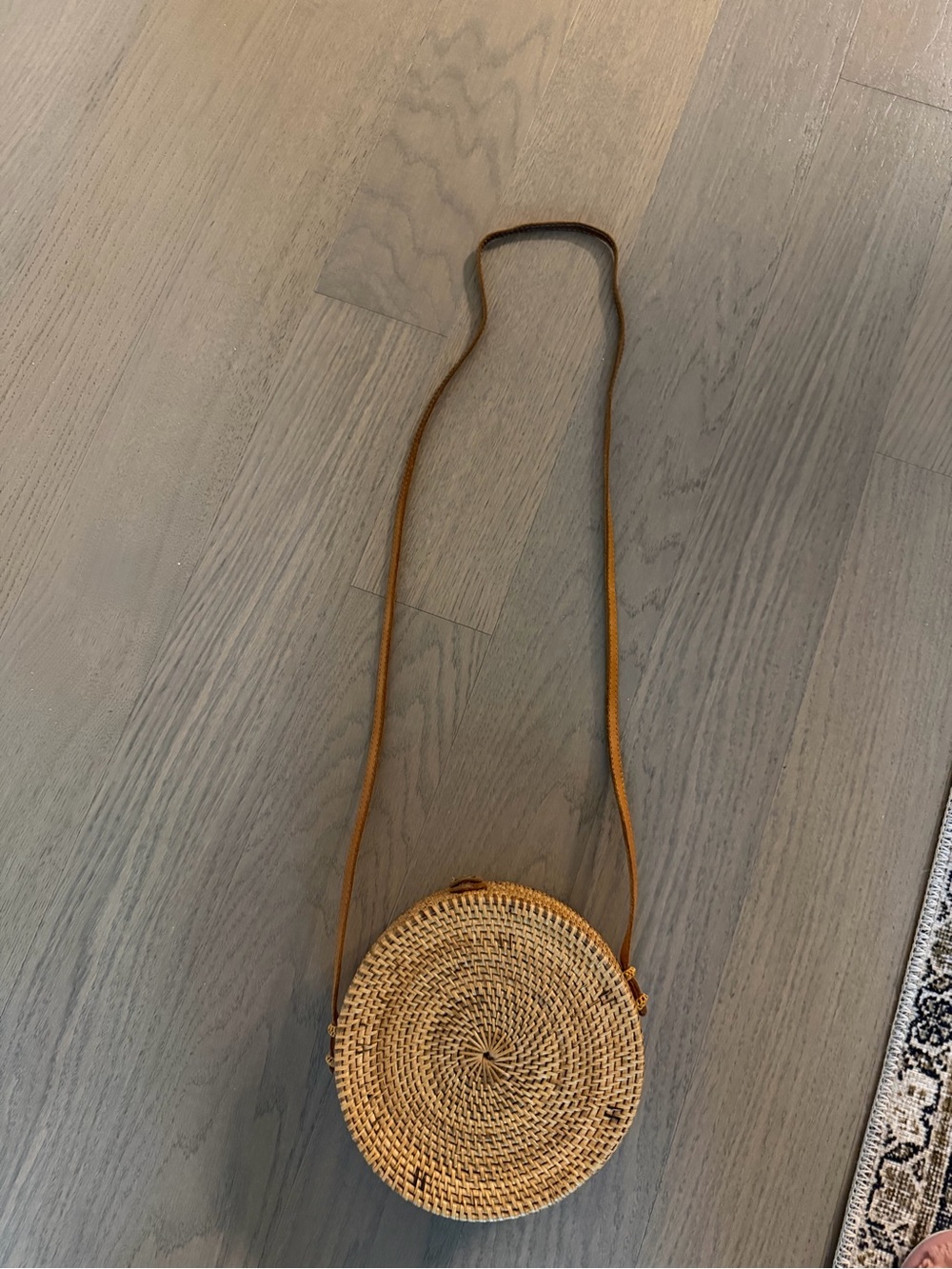 Round Woven Crossbody Bag in Tan